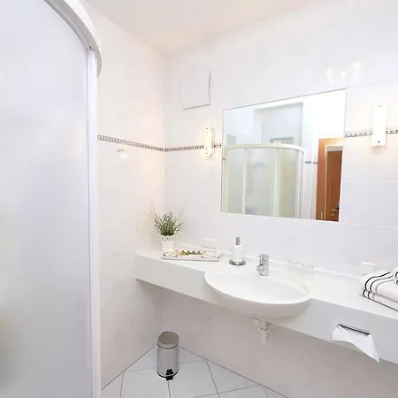 Hotel City-hotel Moedling 4*