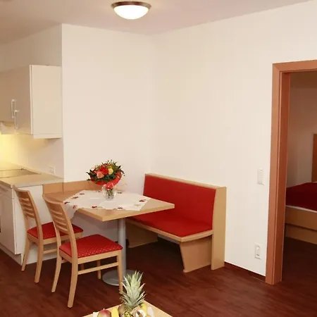 City-hotel Moedling 4*